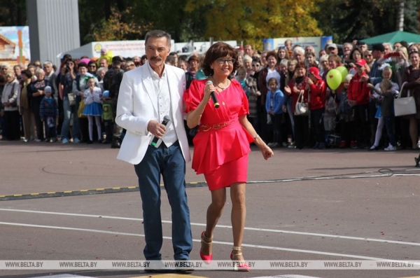 ДОСЬЕ: К 70-летию со дня рождения Александра Тихановича ДОСЬЕ: К 70-летию со дня рождения Александра Тихановича