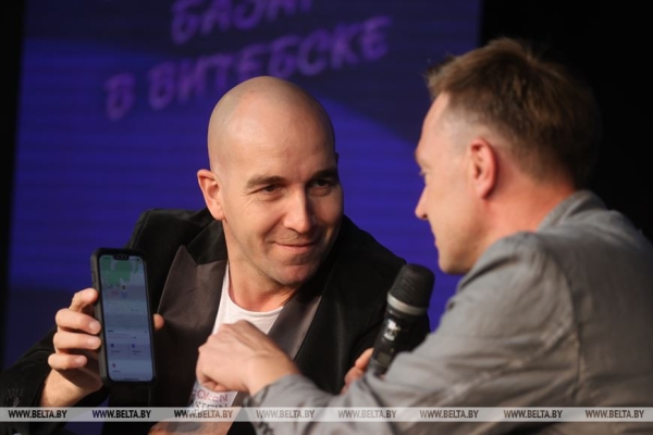 Марио Стефано Пьетродарки на "Славянском базаре" рассказал об игре с белорусским народным оркестром Марио Стефано Пьетродарки на "Славянском базаре" рассказал об игре с белорусским народным оркестром