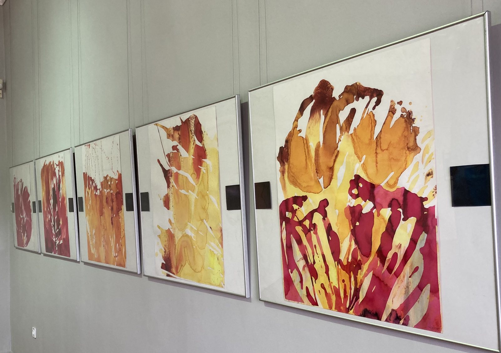 Дзве гісторыі, дзве выстаўкі, два позіркі, дзве асобы: Таццяна Нагавіцына і Алена Паплыка Дзве гісторыі, дзве выстаўкі, два позіркі, дзве асобы: Таццяна Нагавіцына і Алена Паплыка