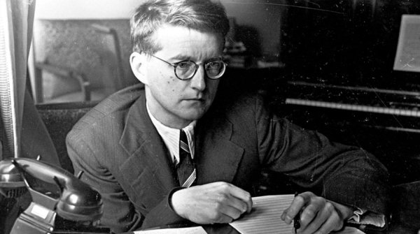 "Мертвый" город заиграл. Как создавалась легендарная Седьмая симфония Шостаковича "Мертвый" город заиграл. Как создавалась легендарная Седьмая симфония Шостаковича