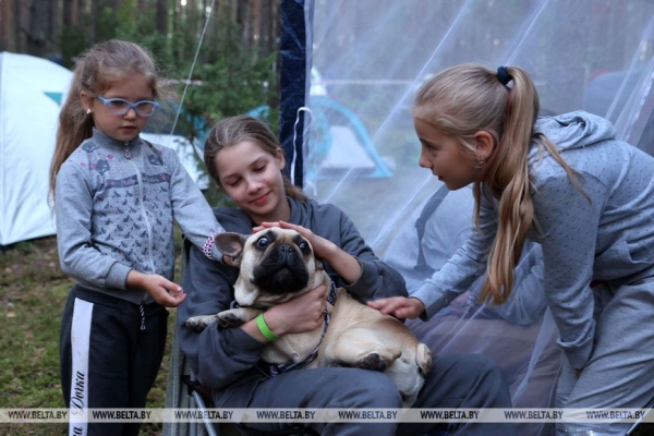 РЕПОРТАЖ о том, как "Большая бард-рыбалка" зажигает на берегу Чигиринки под гитарные аккорды РЕПОРТАЖ о том, как "Большая бард-рыбалка" зажигает на берегу Чигиринки под гитарные аккорды