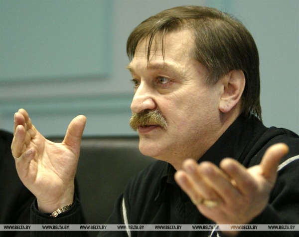 ДОСЬЕ: К 70-летию со дня рождения Александра Тихановича ДОСЬЕ: К 70-летию со дня рождения Александра Тихановича