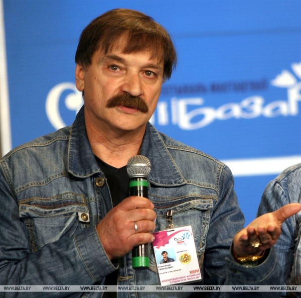 ДОСЬЕ: К 70-летию со дня рождения Александра Тихановича ДОСЬЕ: К 70-летию со дня рождения Александра Тихановича