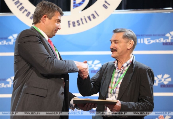 ДОСЬЕ: К 70-летию со дня рождения Александра Тихановича ДОСЬЕ: К 70-летию со дня рождения Александра Тихановича