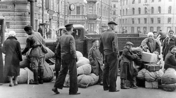 "Мертвый" город заиграл. Как создавалась легендарная Седьмая симфония Шостаковича "Мертвый" город заиграл. Как создавалась легендарная Седьмая симфония Шостаковича