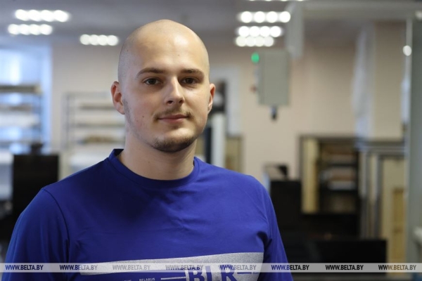 РЕПОРТАЖ: Гармония звука: как четыре поколения династии Янковских настраивают и реставрируют фортепиано РЕПОРТАЖ: Гармония звука: как четыре поколения династии Янковских настраивают и реставрируют фортепиано