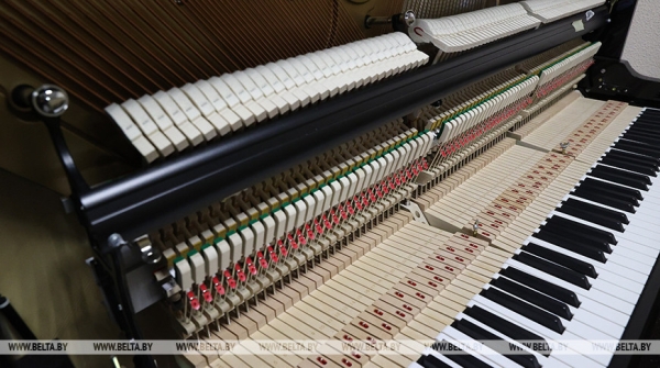 РЕПОРТАЖ: Гармония звука: как четыре поколения династии Янковских настраивают и реставрируют фортепиано РЕПОРТАЖ: Гармония звука: как четыре поколения династии Янковских настраивают и реставрируют фортепиано