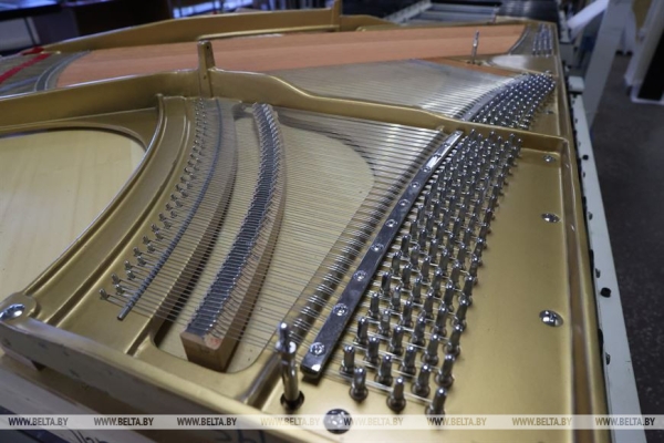 РЕПОРТАЖ: Гармония звука: как четыре поколения династии Янковских настраивают и реставрируют фортепиано РЕПОРТАЖ: Гармония звука: как четыре поколения династии Янковских настраивают и реставрируют фортепиано