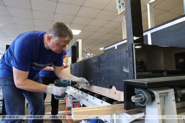 РЕПОРТАЖ: Гармония звука: как четыре поколения династии Янковских настраивают и реставрируют фортепиано РЕПОРТАЖ: Гармония звука: как четыре поколения династии Янковских настраивают и реставрируют фортепиано