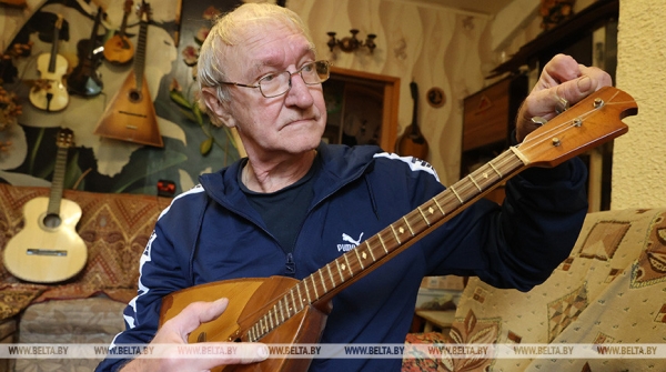 РЕПОРТАЖ: Как витебский мастер больше 30 лет дает жизнь струнным музыкальным инструментам РЕПОРТАЖ: Как витебский мастер больше 30 лет дает жизнь струнным музыкальным инструментам