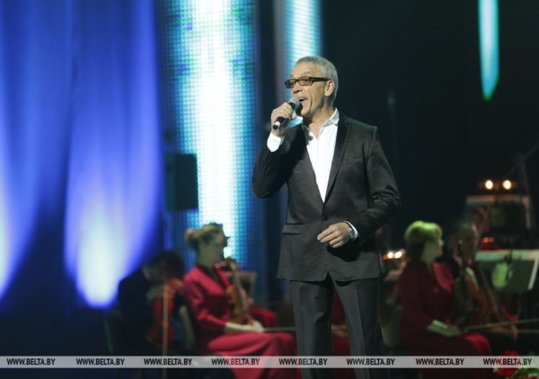 Народный артист Беларуси Николай Скориков празднует 65-летие Народный артист Беларуси Николай Скориков празднует 65-летие