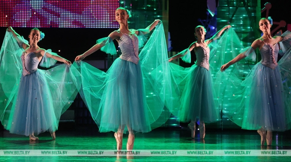 В Витебске определили обладателей Гран-при фестиваля "Арт-парад" В Витебске определили обладателей Гран-при фестиваля "Арт-парад"