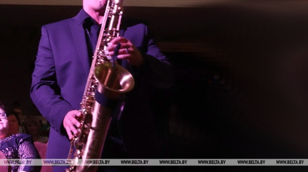 Джаз и эстрада: программу "Дыхание весны" готовят в Гомельской областной филармонии Джаз и эстрада: программу "Дыхание весны" готовят в Гомельской областной филармонии