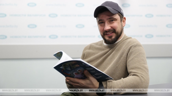 "З чаго пачалося?" Віталь Карпанаў пра вялікі тур па Беларусі і попыт на беларускую мову "З чаго пачалося?" Віталь Карпанаў пра вялікі тур па Беларусі і попыт на беларускую мову