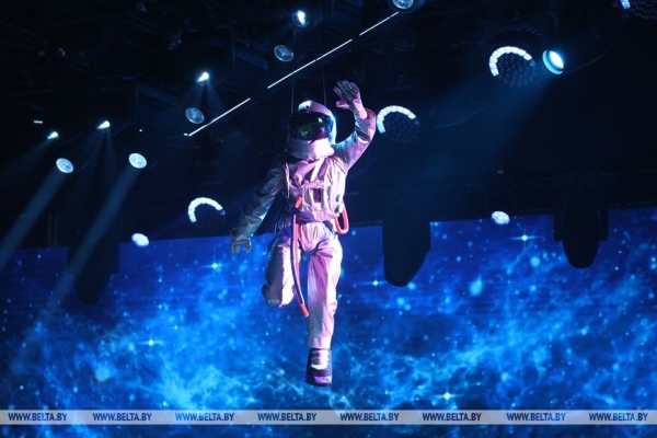 ФОТОФАКТ: Гала-концерт "Песня года Беларуси" во Дворце спорта ФОТОФАКТ: Гала-концерт "Песня года Беларуси" во Дворце спорта