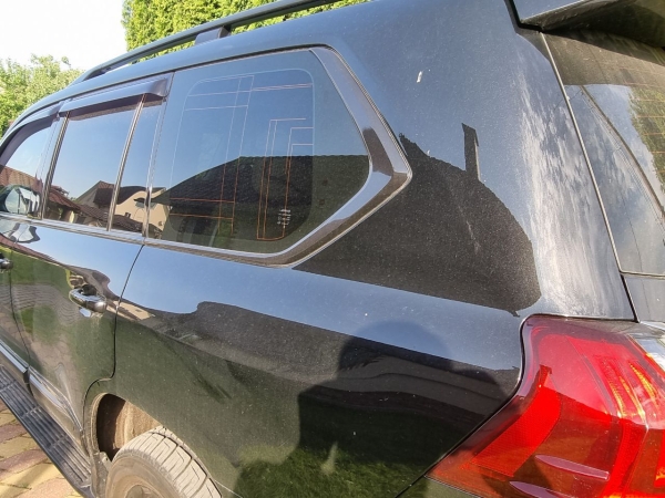 В Борисове мужчина «избил» автомобиль В Борисове мужчина «избил» автомобиль