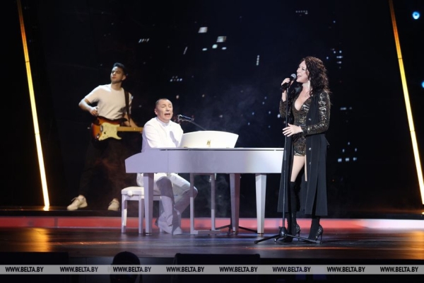 ФОТОФАКТ: Гала-концерт "Песня года Беларуси" во Дворце спорта ФОТОФАКТ: Гала-концерт "Песня года Беларуси" во Дворце спорта
