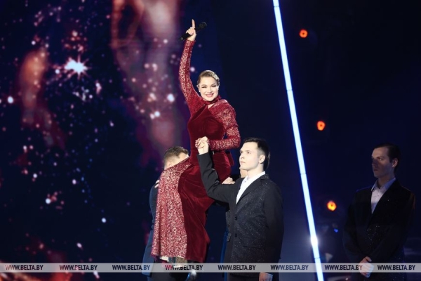ФОТОФАКТ: Гала-концерт "Песня года Беларуси" во Дворце спорта ФОТОФАКТ: Гала-концерт "Песня года Беларуси" во Дворце спорта