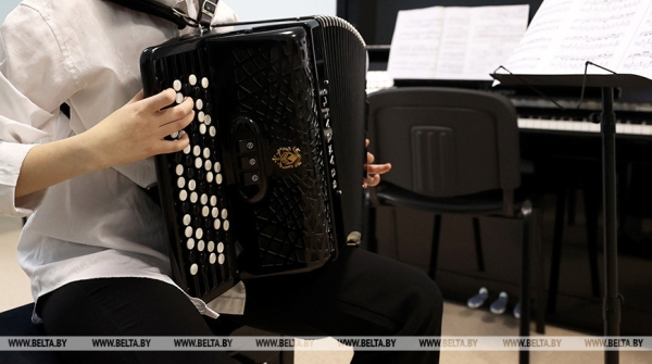 Конкурс баянной и аккордеонной музыки "Весенняя россыпь" пройдет в Минске с 25 по 29 марта Конкурс баянной и аккордеонной музыки "Весенняя россыпь" пройдет в Минске с 25 по 29 марта