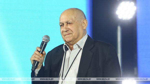 Творческий вечер композитора Эдуарда Ханка пройдет в музтеатре Творческий вечер композитора Эдуарда Ханка пройдет в музтеатре