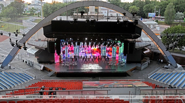 Самир Елчиев представит Беларусь на конкурсе исполнителей эстрадной песни "Витебск-2023" Самир Елчиев представит Беларусь на конкурсе исполнителей эстрадной песни "Витебск-2023"