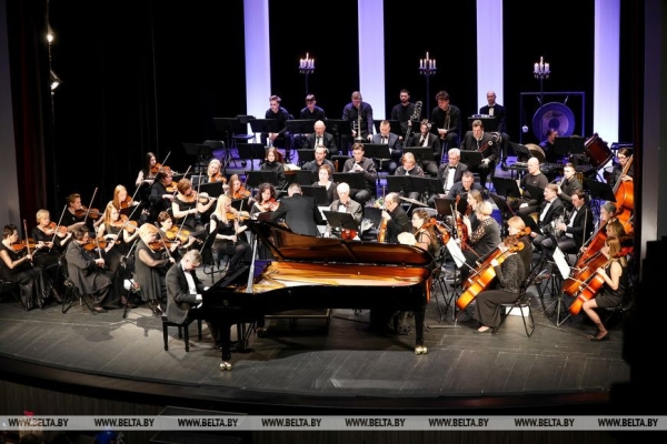 ФОТОФАКТ: Симфонический оркестр БАТД отметил 30-летие ФОТОФАКТ: Симфонический оркестр БАТД отметил 30-летие