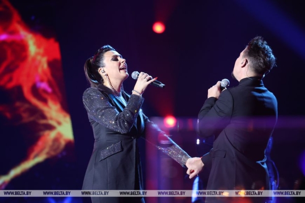 ФОТОФАКТ: Гала-концерт "Песня года Беларуси" во Дворце спорта ФОТОФАКТ: Гала-концерт "Песня года Беларуси" во Дворце спорта