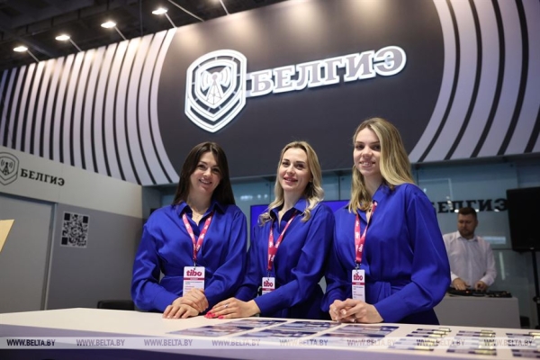 Головченко: в условиях внешнего давления нужно обеспечить технологическую независимость и цифровой суверенитет Головченко: в условиях внешнего давления нужно обеспечить технологическую независимость и цифровой суверенитет