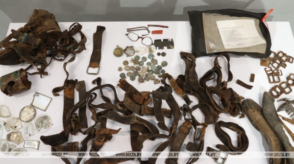 Генпрокуратура передала в МК "Хатынь" артефакты, добытые в ходе расследования уголовного дела о геноциде Генпрокуратура передала в МК "Хатынь" артефакты, добытые в ходе расследования уголовного дела о геноциде