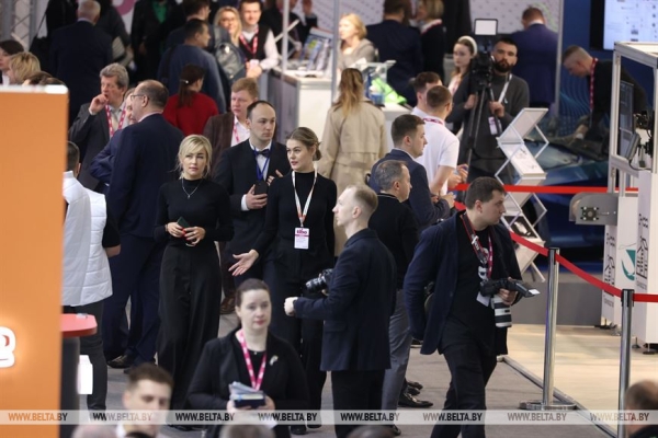 Головченко: в условиях внешнего давления нужно обеспечить технологическую независимость и цифровой суверенитет Головченко: в условиях внешнего давления нужно обеспечить технологическую независимость и цифровой суверенитет