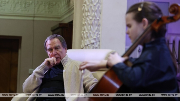 ФОТОФАКТ: Мастер-класс народного артиста России Сергея Ролдугина в БГАМ ФОТОФАКТ: Мастер-класс народного артиста России Сергея Ролдугина в БГАМ