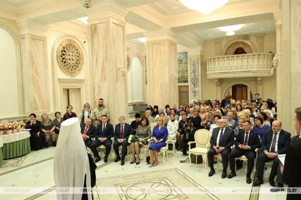 Победительниц конкурса "Женщина года - 2022" наградили в Минске Победительниц конкурса "Женщина года - 2022" наградили в Минске