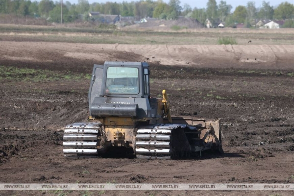Лукашенко требует ускорить темпы мелиорации Лукашенко требует ускорить темпы мелиорации