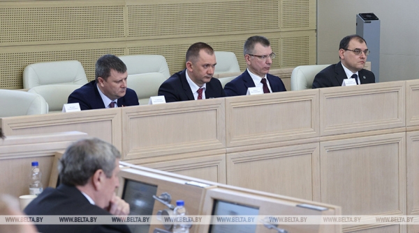 Сенаторы одобрили законопроект об изменении Бюджетного кодекса Сенаторы одобрили законопроект об изменении Бюджетного кодекса