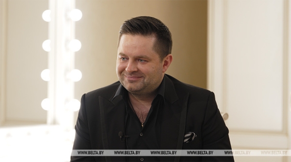 "Уха, стихи у костра". Почему семья певца Сергея Волчкова любит отдыхать в Беларуси "Уха, стихи у костра". Почему семья певца Сергея Волчкова любит отдыхать в Беларуси