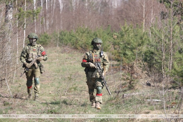 Южный периметр под защитой. Репортаж об усилении госграницы в Гомельском регионе Южный периметр под защитой. Репортаж об усилении госграницы в Гомельском регионе
