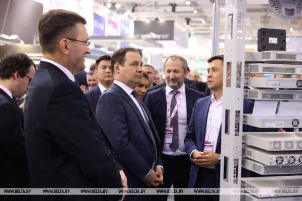 Головченко: в условиях внешнего давления нужно обеспечить технологическую независимость и цифровой суверенитет Головченко: в условиях внешнего давления нужно обеспечить технологическую независимость и цифровой суверенитет