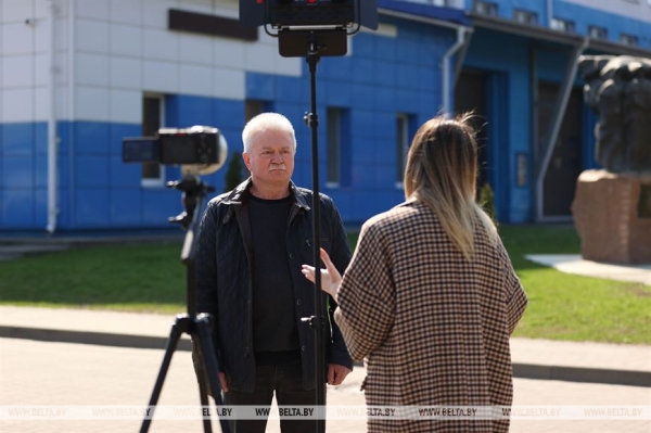 "Там даже птицы не пели". Пожарный о работе в зоне отчуждения после аварии на ЧАЭС "Там даже птицы не пели". Пожарный о работе в зоне отчуждения после аварии на ЧАЭС