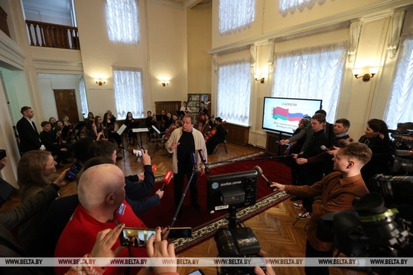 ФОТОФАКТ: Мастер-класс народного артиста России Сергея Ролдугина в БГАМ ФОТОФАКТ: Мастер-класс народного артиста России Сергея Ролдугина в БГАМ