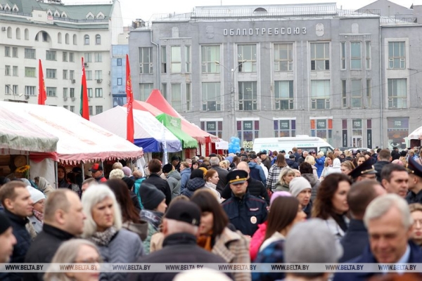 Промкооперация, наука и АПК: Головченко о ключевых сферах сотрудничества с Новосибирской областью Промкооперация, наука и АПК: Головченко о ключевых сферах сотрудничества с Новосибирской областью