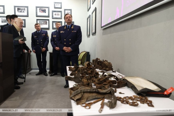 Генпрокуратура передала в МК "Хатынь" артефакты, добытые в ходе расследования уголовного дела о геноциде Генпрокуратура передала в МК "Хатынь" артефакты, добытые в ходе расследования уголовного дела о геноциде