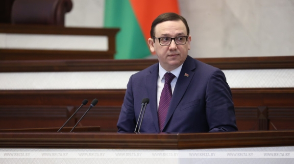 Депутаты приняли в первом чтении законопроект об изменении закона о СМИ Депутаты приняли в первом чтении законопроект об изменении закона о СМИ