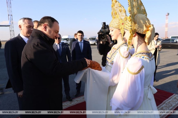 Роман Головченко посещает с рабочим визитом Новосибирск, Иркутск и Екатеринбург Роман Головченко посещает с рабочим визитом Новосибирск, Иркутск и Екатеринбург