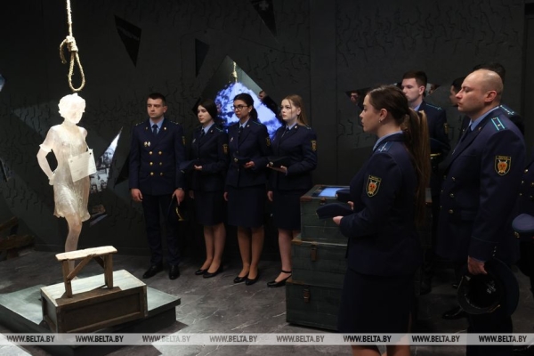 Генпрокуратура передала в МК "Хатынь" артефакты, добытые в ходе расследования уголовного дела о геноциде Генпрокуратура передала в МК "Хатынь" артефакты, добытые в ходе расследования уголовного дела о геноциде