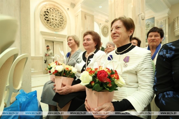 Кочанова: без созидательной роли и миссии женщины развитие просто невозможно Кочанова: без созидательной роли и миссии женщины развитие просто невозможно