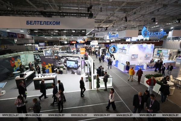 Головченко: в условиях внешнего давления нужно обеспечить технологическую независимость и цифровой суверенитет Головченко: в условиях внешнего давления нужно обеспечить технологическую независимость и цифровой суверенитет