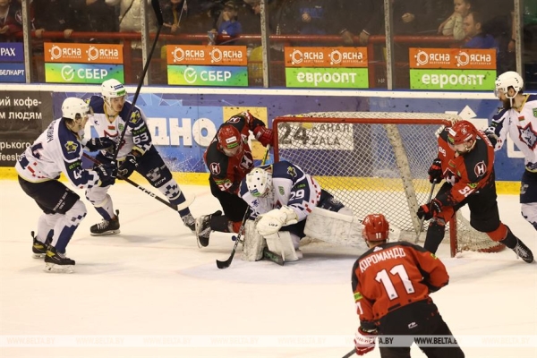 Хоккеисты жлобинского "Металлурга" стали обладателями Кубка Президента Хоккеисты жлобинского "Металлурга" стали обладателями Кубка Президента