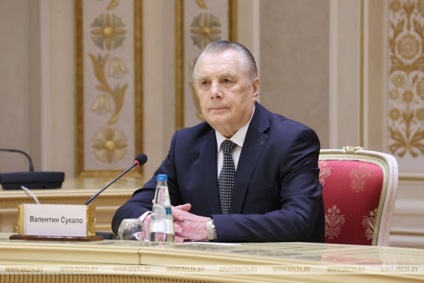 Лукашенко предложил партнерам по СНГ скоординированно преобразовывать судебную сферу Лукашенко предложил партнерам по СНГ скоординированно преобразовывать судебную сферу