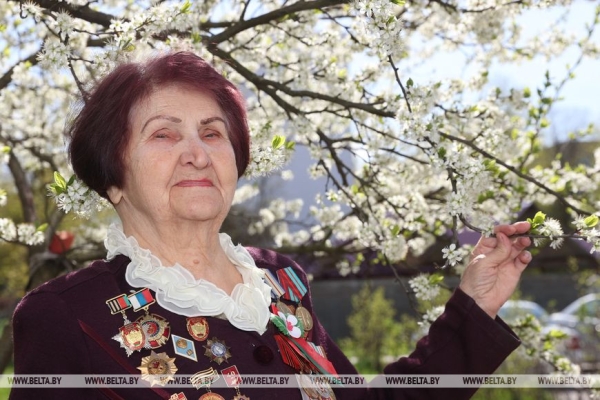В 11 лет стала связной, спасла от гибели целую деревню. История жизни и подвига Ефросинии Базылевой В 11 лет стала связной, спасла от гибели целую деревню. История жизни и подвига Ефросинии Базылевой