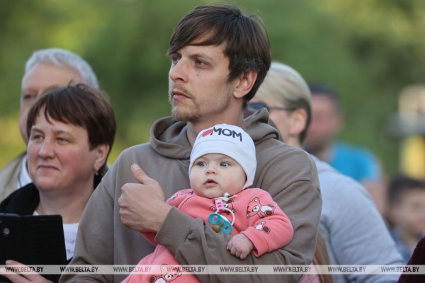 ФОТОФАКТ: "Ночь музеев" прошла в музее-усадьбе Ильи Репина "Здравнево" ФОТОФАКТ: "Ночь музеев" прошла в музее-усадьбе Ильи Репина "Здравнево"